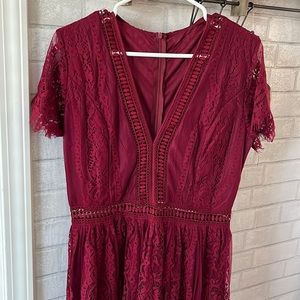 Long burgundy lace dress perfect to wear to a wedding